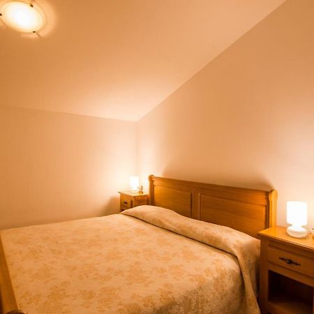 Villa Calussovo Ripenda Kras Bagian luar foto