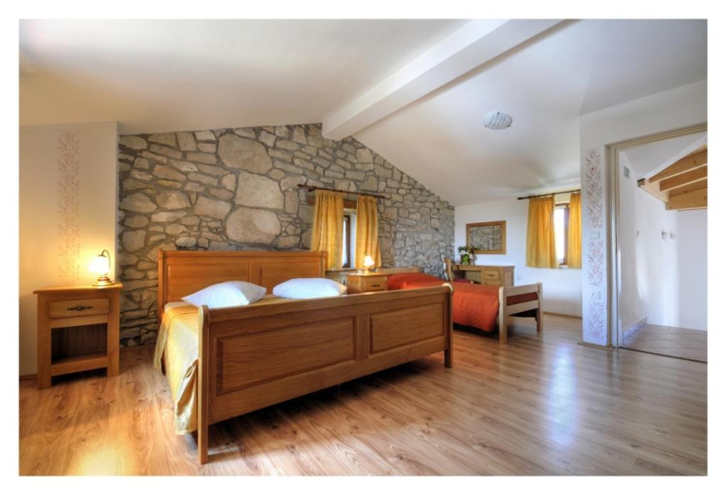 Villa Calussovo Ripenda Kras Bagian luar foto