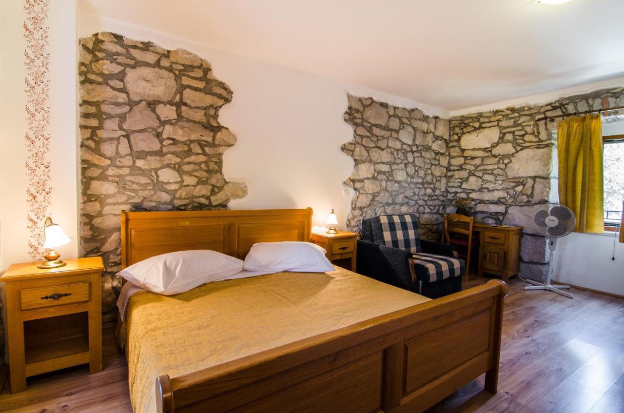 Villa Calussovo Ripenda Kras Bagian luar foto