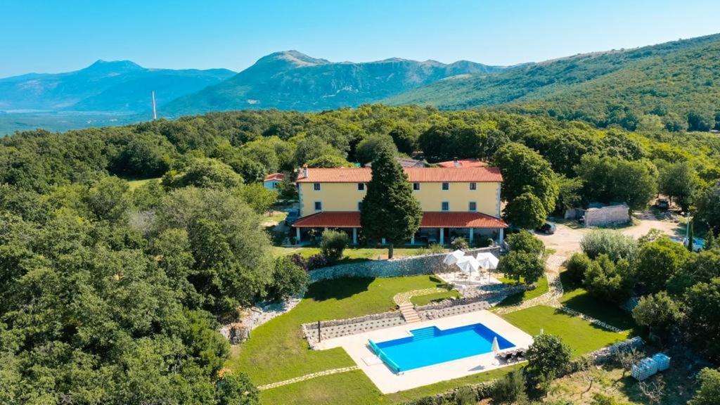Villa Calussovo Ripenda Kras Bagian luar foto