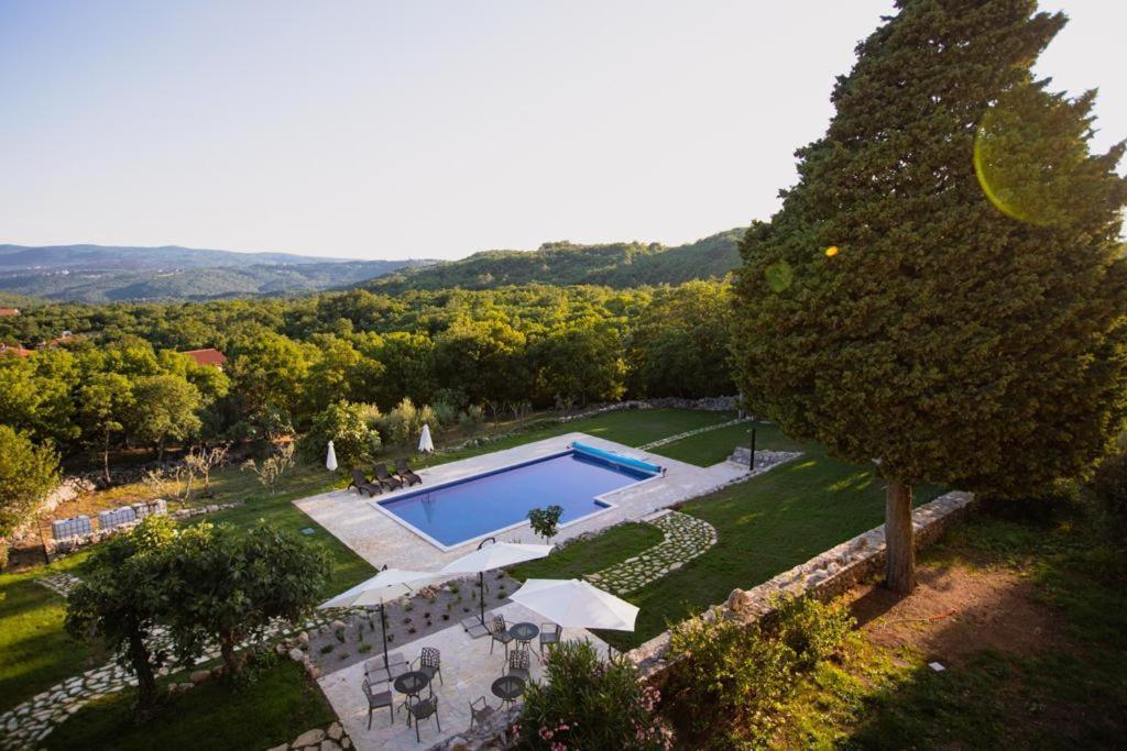 Villa Calussovo Ripenda Kras Bagian luar foto
