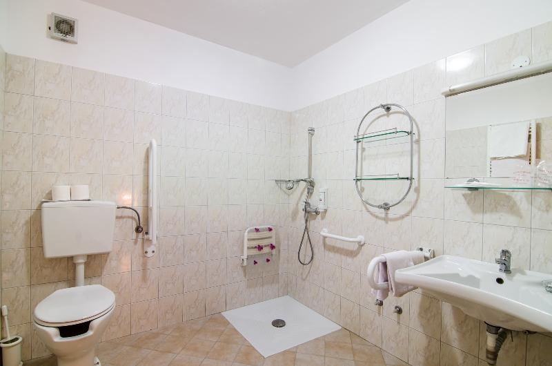 Villa Calussovo Ripenda Kras Bagian luar foto