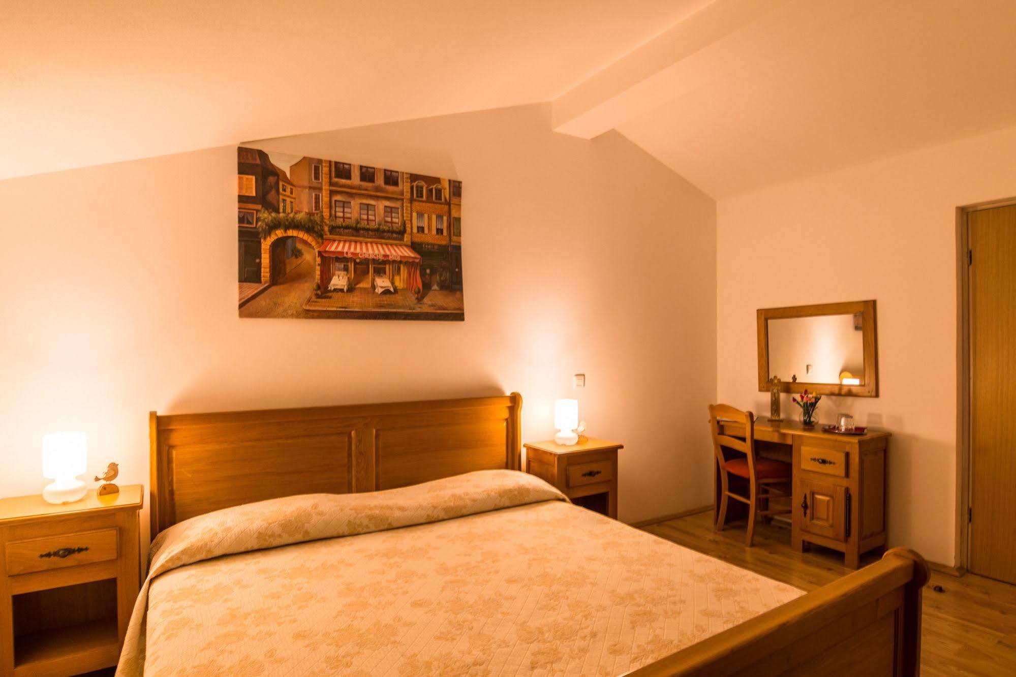 Villa Calussovo Ripenda Kras Bagian luar foto